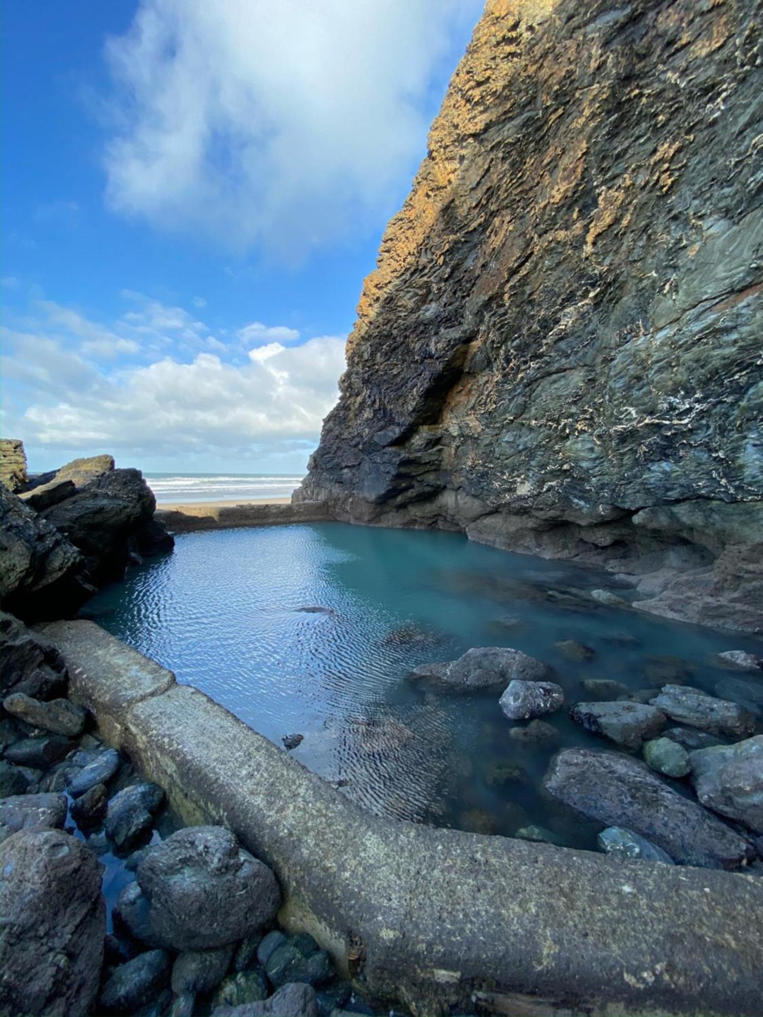 Flat, 2 Min Walk From Porthtowan
